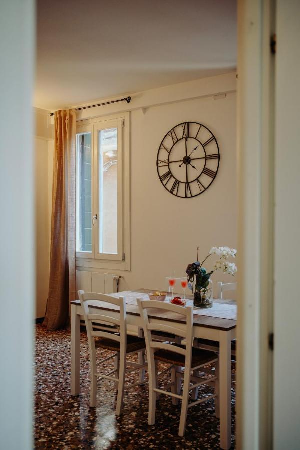ホテル Palazzetto Barnaba ヴェネツィア エクステリア 写真